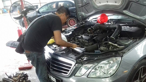 AtwoZ Breakdown Service Workshop
