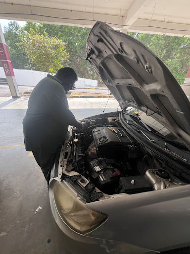AV PLUS ROAD RESCUE