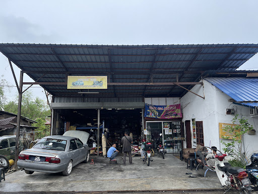 Bengkel Napi