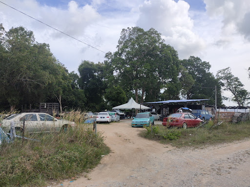 D'MAN GARAGE
