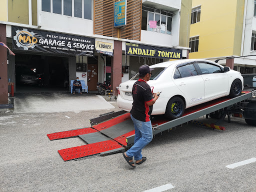 MAD Garage & Services