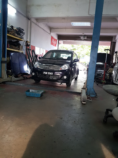 Mekanik Kereta Terbaik Berhampiran Saya di Juru