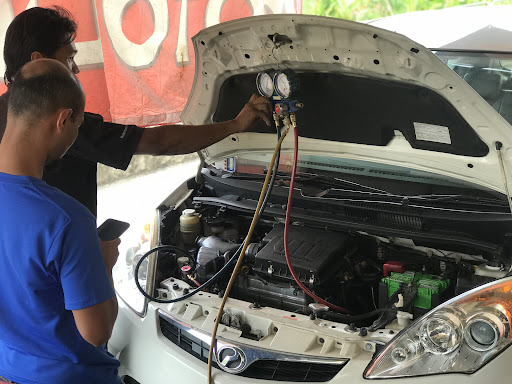 Mekanik Kereta Terbaik Berhampiran Saya di Kulim