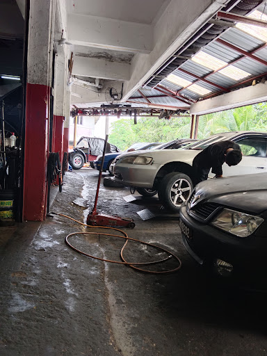 Mekanik Kereta Terbaik Berhampiran Saya di Ulu Tiram