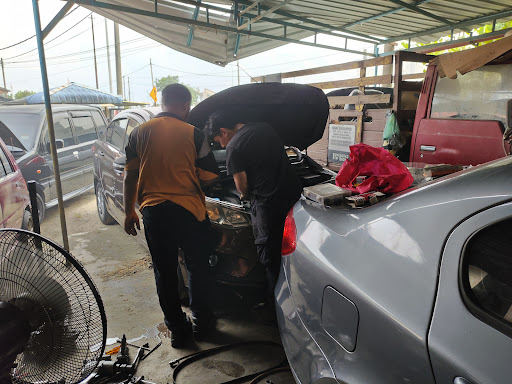 MFRZ Auto Garage